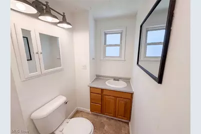 736 Bettes Avenue, Akron, OH 44310 - Photo 14