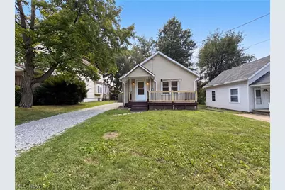 736 Bettes Avenue, Akron, OH 44310 - Photo 1