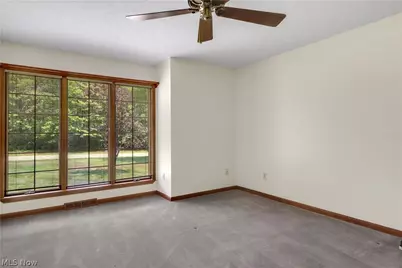 11785 Arbor Glen Drive, Chardon, OH 44024 - Photo 2