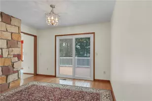 11785 Arbor Glen Dr, Chardon, OH 44024 - Photo 16