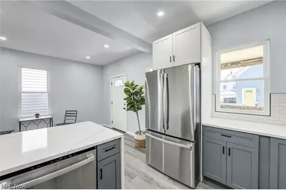 3290 W 23rd Place, Loveland, OH 44109 - Photo 8