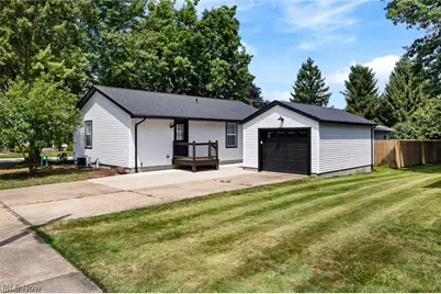 202 E Paradise Street, Orrville, OH 44667 - Photo 2