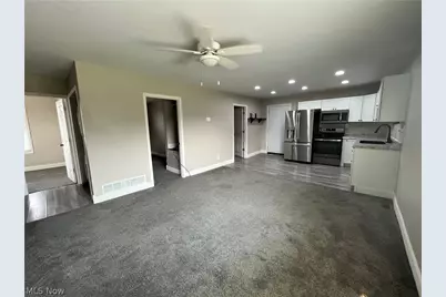 1905 Stewart Avenue, Cambridge, OH 43725 - Photo 8