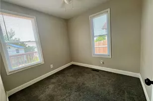 1905 Stewart Ave, Cambridge, OH 43725 - Photo 10