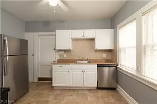 2169 Olive Ave, Oakwood, OH 44107 - Photo 8