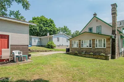 1043 Silvercrest Avenue, Akron, OH 44314 - Photo 28