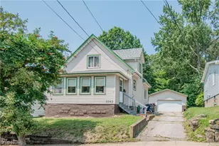 1043 Silvercrest Ave, Akron, OH 44314 - Photo 32