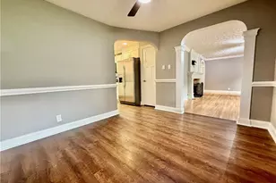 6550 Manchester Rd, New Franklin, OH 44216 - Photo 8