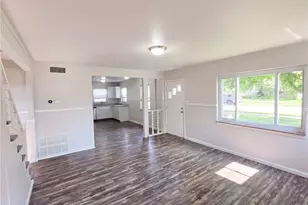 19 Wolf Ave, Englewood, OH 45322 - Photo 4