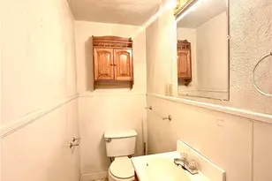 313 Vine St, East Liverpool, OH 43920 - Photo 16