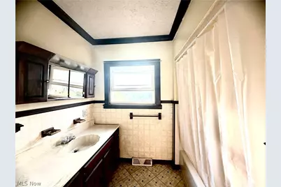 313 Vine Street, East Liverpool, OH 43920 - Photo 18