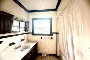 313 Vine St, East Liverpool, OH 43920 - Photo 18