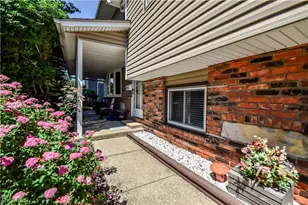6515 Chase Dr, Mentor, OH 44060 - Photo 2