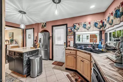 323 E Beech Street, Alliance, OH 44601 - Photo 6