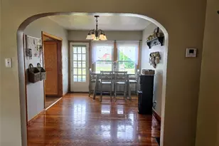 208 E Union Ave, West Lafayette, OH 43845 - Photo 6