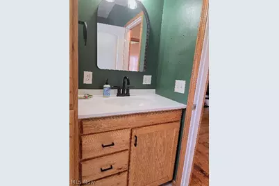208 E Union Avenue, West Lafayette, OH 43845 - Photo 12