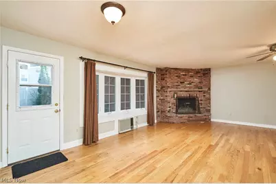 2 Meadowlawn Drive #4, Mentor, OH 44060 - Photo 4