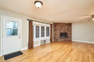 2 Meadowlawn Dr, Mentor, OH 44060 - Photo 4