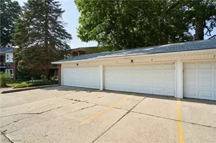 2 Meadowlawn Dr, Mentor, OH 44060 - Photo 42