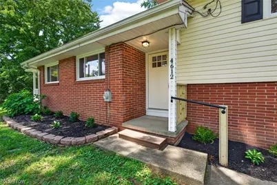 4612 Provens Drive, Akron, OH 44319 - Photo 2