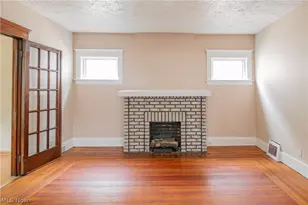 665 Thayer St, Akron, OH 44310 - Photo 6