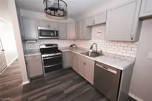 635 Yacavona St, Kent, OH 44240 - Photo 6