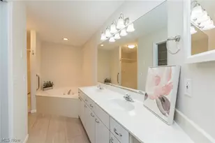 5211 Parkhurst Dr, Sheffield Village, OH 44054 - Photo 20
