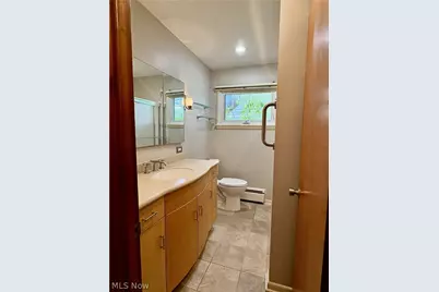 319 Bachtel Street SE, North Canton, OH 44720 - Photo 22