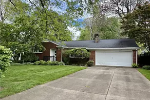 319 Bachtel St SE, North Canton, OH 44720 - Photo 1