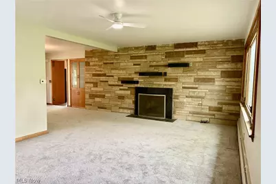 319 Bachtel Street SE, North Canton, OH 44720 - Photo 8