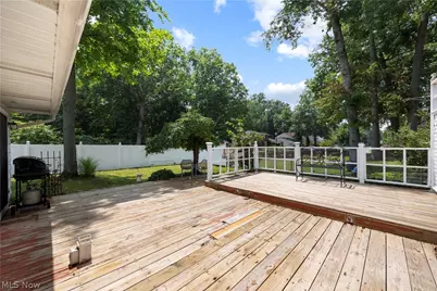1502 Sanford Street, Vermilion, OH 44089 - Photo 32
