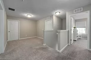8133 Ashford Cir, North Ridgeville, OH 44039 - Photo 16