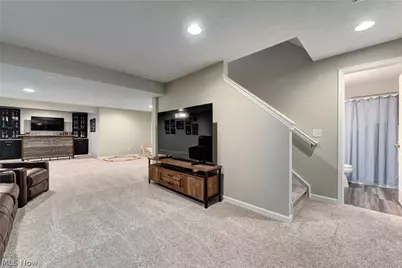 8133 Ashford Circle, North Ridgeville, OH 44039 - Photo 30