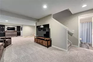 8133 Ashford Cir, North Ridgeville, OH 44039 - Photo 30