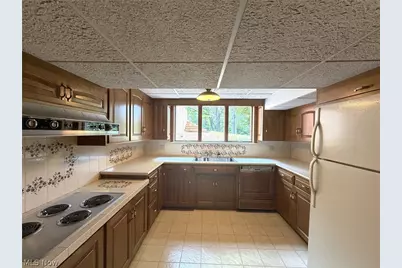 3883 Croydon Drive NW, Canton, OH 44718 - Photo 34