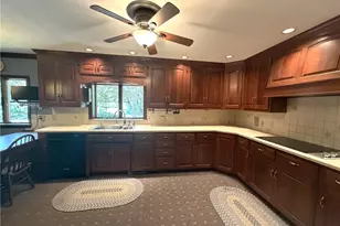 3883 Croydon Dr NW, Canton, OH 44718 - Photo 6