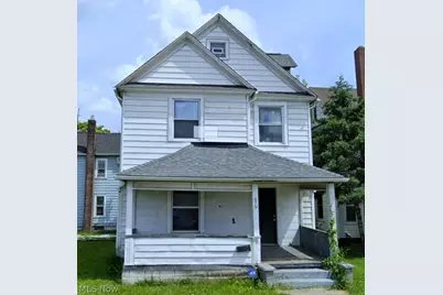 679 Wooster Road W, Barberton, OH 44203 - Photo 1
