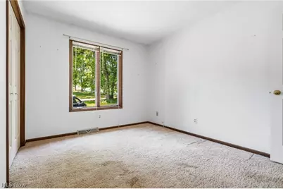 3602 Heatherwood Circle NW, North Canton, OH 44720 - Photo 14