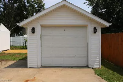 2475 8th Street, Cuyahoga Falls, OH 44221 - Photo 20