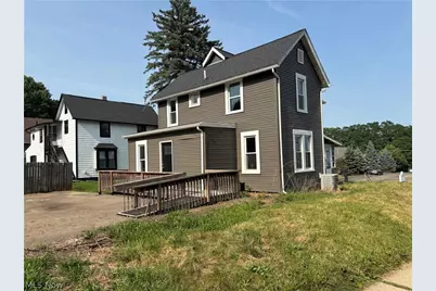 8307 Cleveland Avenue NW, Canton, OH 44720 - Photo 24