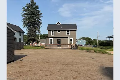 8307 Cleveland Avenue NW, Canton, OH 44720 - Photo 22