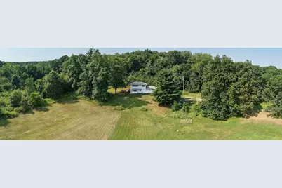 5641 Harwalk, Strasburg, OH 44680 - Photo 2