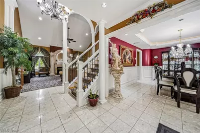 10600 Locust Grove Drive, Chardon, OH 44024 - Photo 2