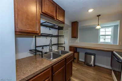2284 Markey Street, Akron, OH 44319 - Photo 10