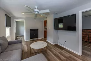2284 Markey St, Akron, OH 44319 - Photo 16