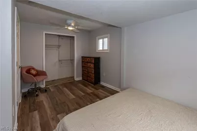 2284 Markey Street, Akron, OH 44319 - Photo 18
