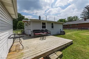 2284 Markey St, Akron, OH 44319 - Photo 28