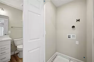 2311 E 100th St, Loveland, OH 44106 - Photo 20