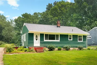 13526 Glenvale Avenue NW, Uniontown, OH 44685 - Photo 4