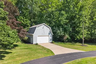 9610 Fox Meadow Ln, Chardon, OH 44024 - Photo 46